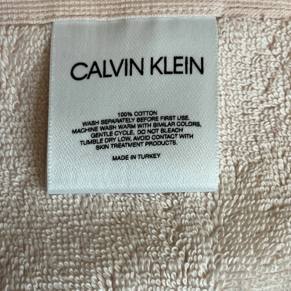 Calvin Klein Light Pink 4-Piece Towel Set Bath Sheet 100% Cotton